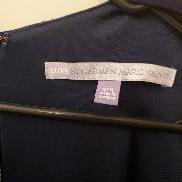 Dress, LUXE BY CARMEN MARC VALVO - Picture 8 of 10